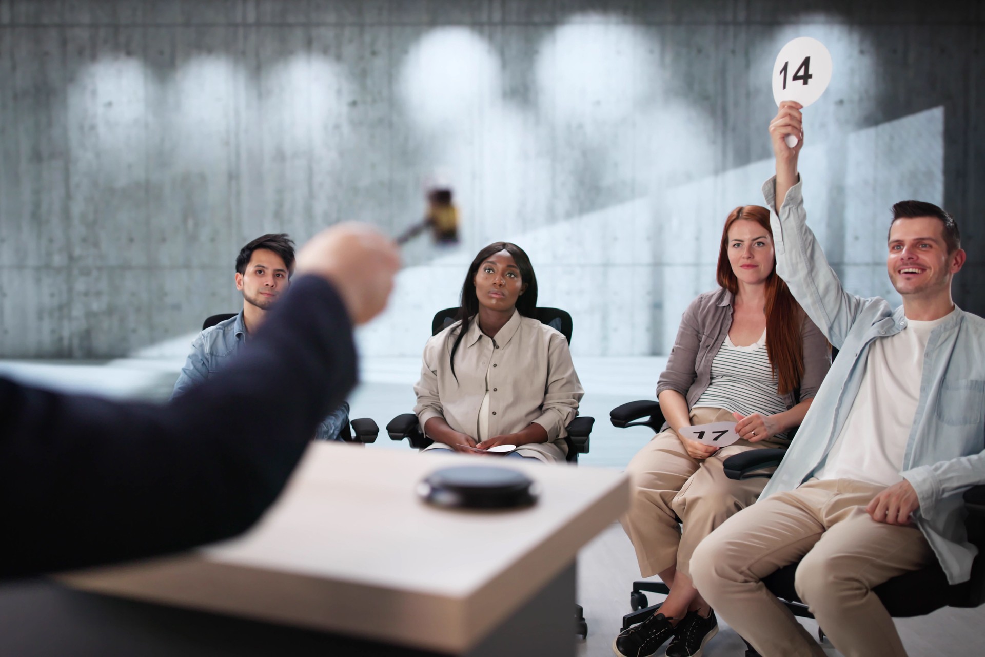 The Multiracial Business Team Presents Modern Art